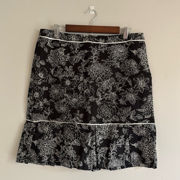 Ann Taylor Loft Floral Skirt - Picture 2 of 5